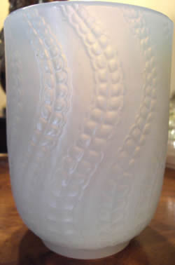 Rene Lalique Vase Meduse Cut Down