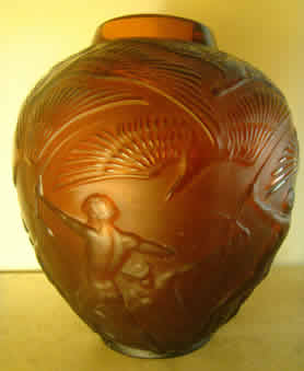 Archers Amber Vase Fake