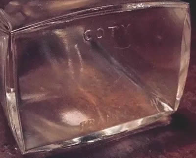 Lilas Pourpre Perfume Bottle Siganture Made By Coty Glassworks That Is A Copy Of The Rene Lalique Design