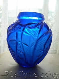 R.Lalique Vase Sauterelles Fake - Not by Rene Lalique