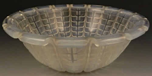 Rene Lalique Coupe Acacia