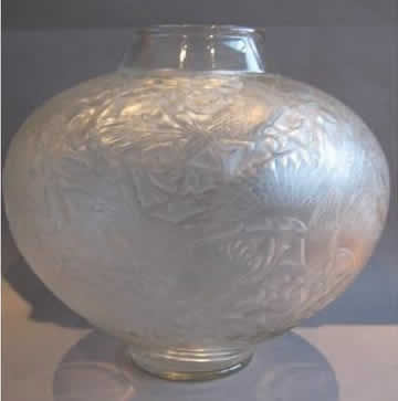 Rene Lalique Vase Aras