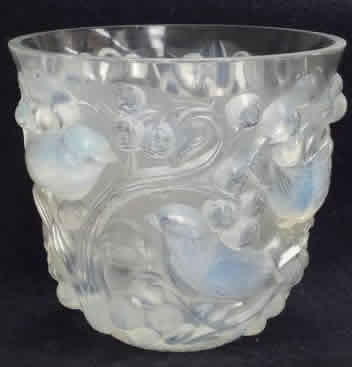 Rene Lalique Vase Avallon