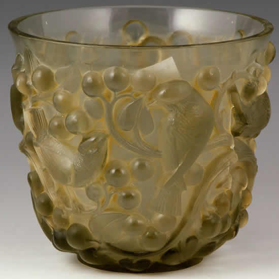 Rene Lalique Vase Avallon