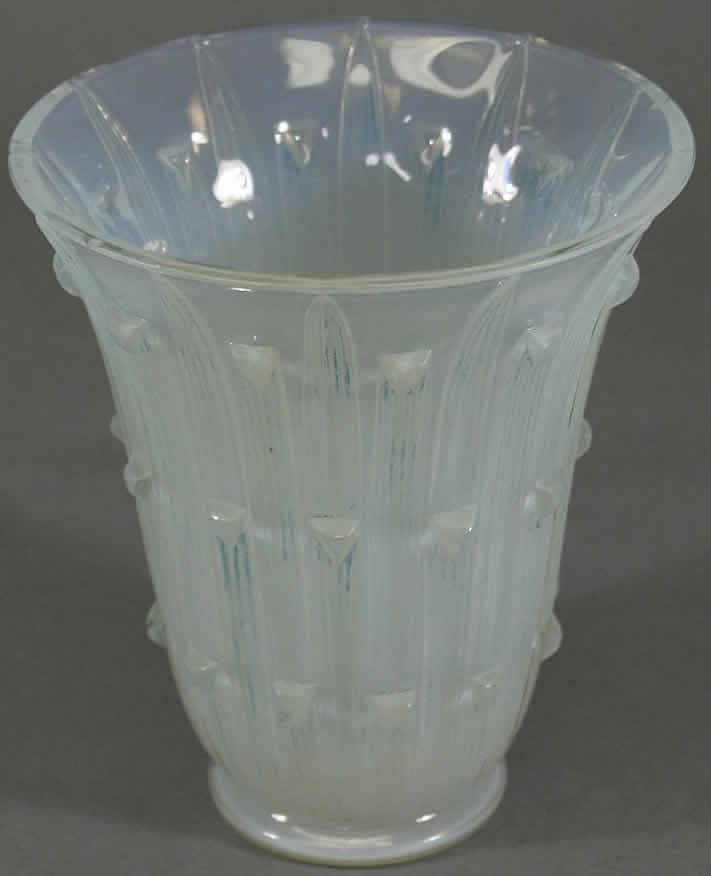 Rene Lalique Bellis Vase