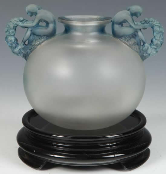 Rene Lalique Vase Bouchardon