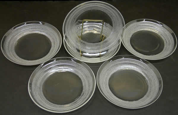 Rene Lalique Bourgueil-2 Plate