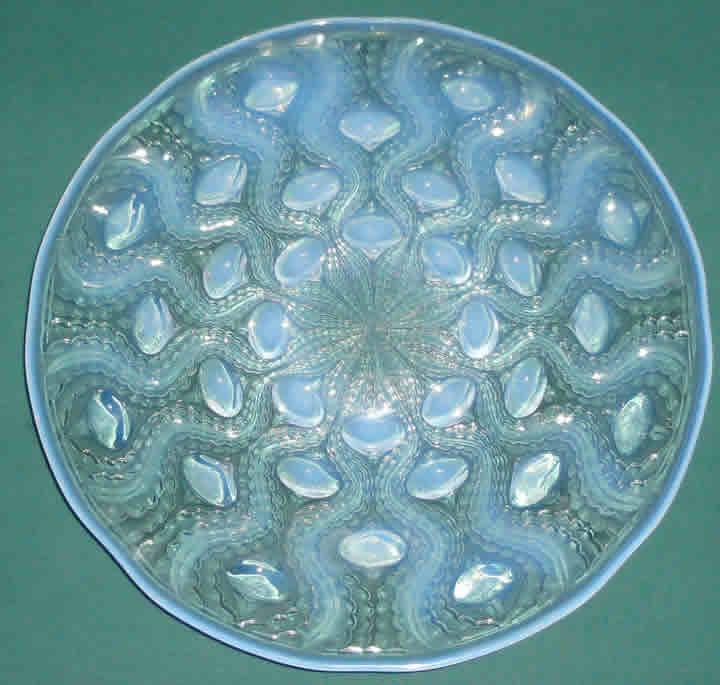 Rene Lalique Assiette Bulbes