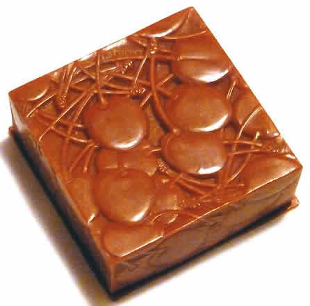 Rene Lalique Powder Box Cerises