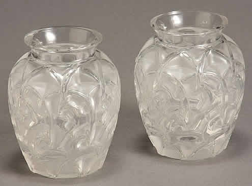 Rene Lalique Vase Chamois