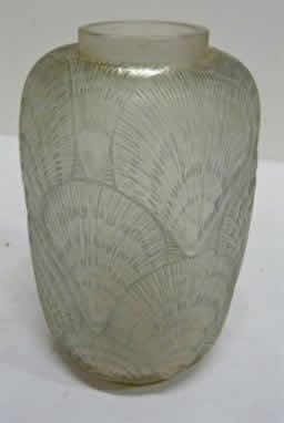 Rene Lalique Vase Coquilles