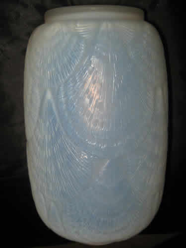Rene Lalique Vase Coquilles
