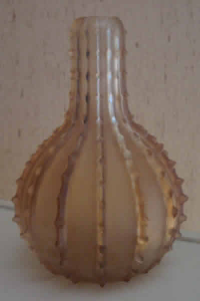 Rene Lalique Vase Dentele