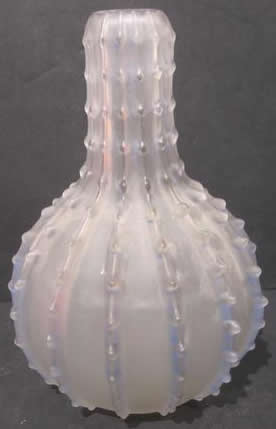 Rene Lalique Vase Dentele
