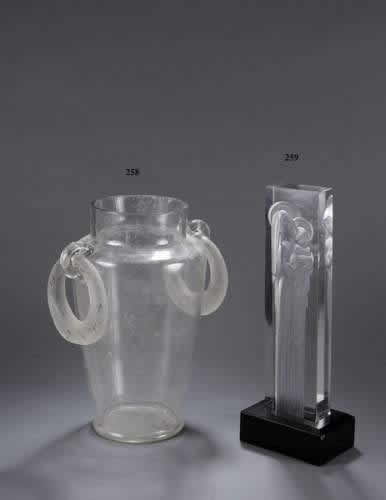 Rene Lalique Vase Deux Anneaux Pigeons