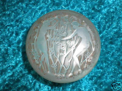 Rene Lalique Box Deux Figurines