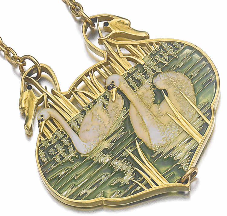 Rene Lalique Deux Swans Pendant