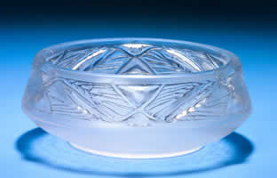 Rene Lalique Douze Epis de Siegle et Six Cabochon Cire Perdue Bowl