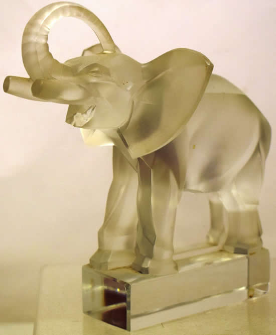 Rene Lalique Paperweight Elephant