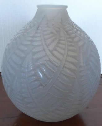 Rene Lalique Vase Espalion