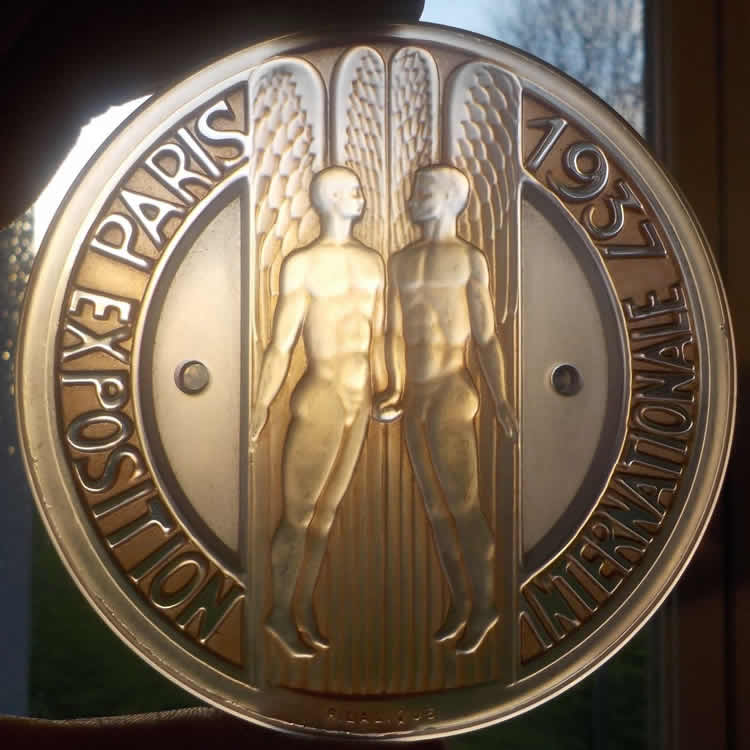 Rene Lalique Medallion Exposition Internationale de Paris 1937