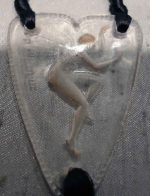 Rene Lalique Pendentif Figurine Ailee-3