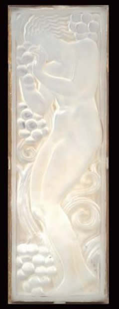 Rene Lalique Figurine et Raisins de Profil Panel