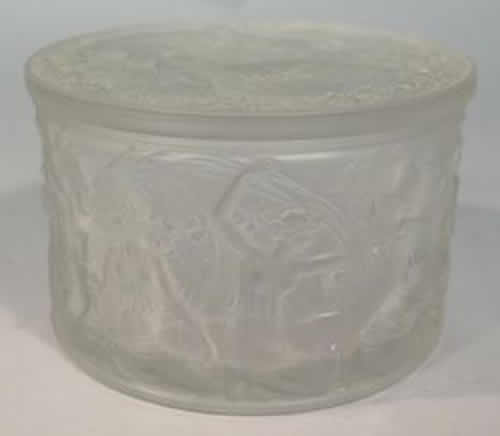 Rene Lalique Box Figurines et Voiles