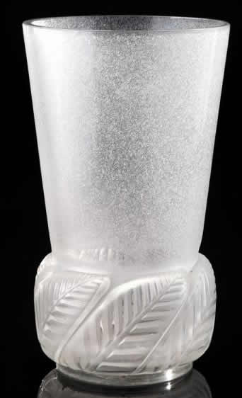 Rene Lalique Vase Floride