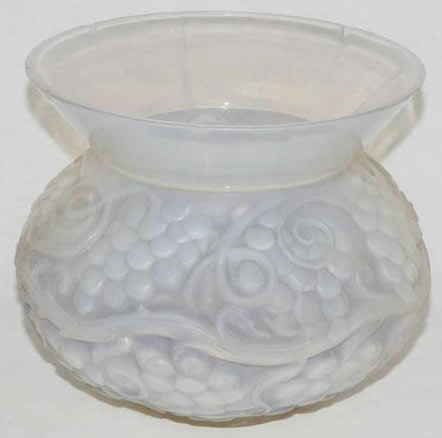 Rene Lalique Vase Fontainebleau