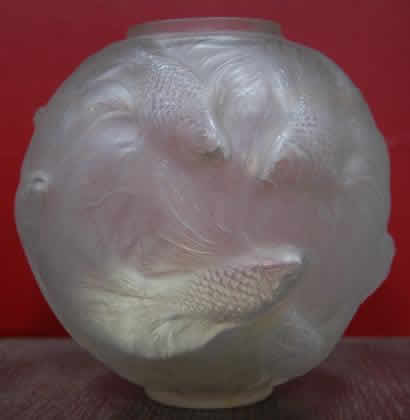 Rene Lalique Vase Formose