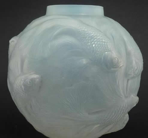 Rene Lalique Vase Formose
