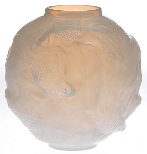 Rene Lalique Vase Formose