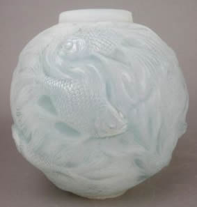 Rene Lalique Vase Formose