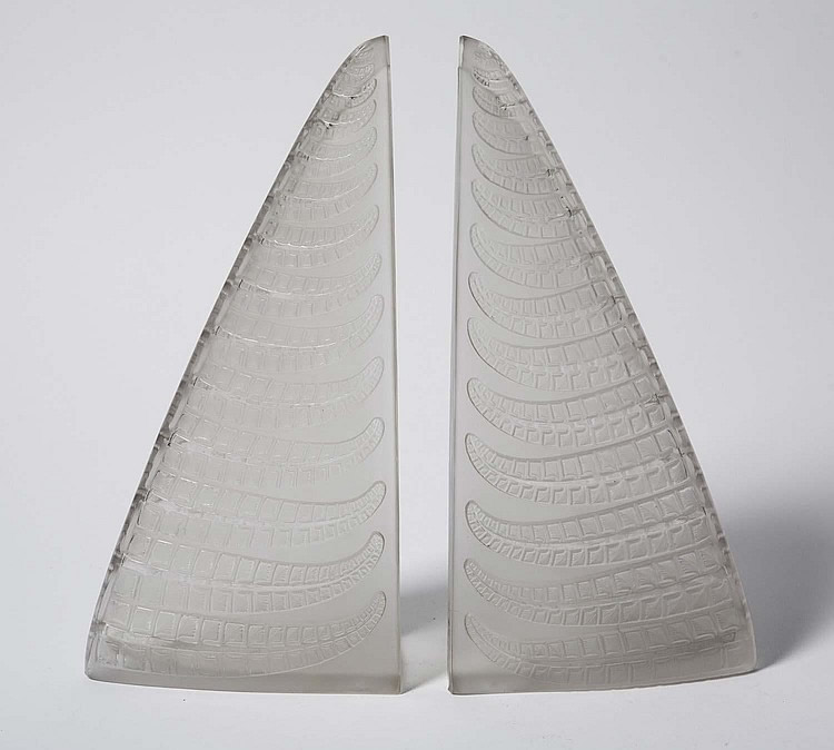 Rene Lalique Fougeres Sconce