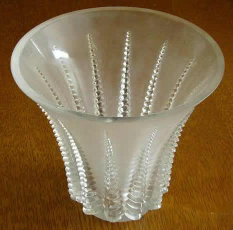 Rene Lalique Vase Font-Romeu