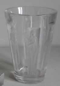 Rene Lalique Vase Gobelet Six Figurines