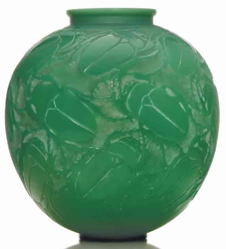 Rene Lalique Vase Gros Scarabees