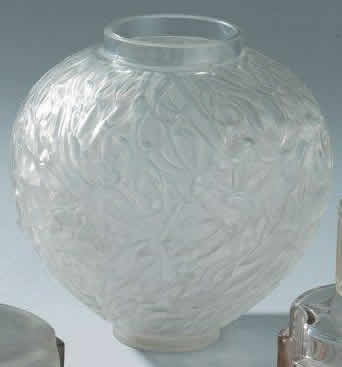 Rene Lalique Vase Gui