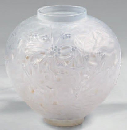 Rene Lalique Vase Gui