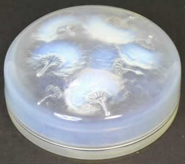 Rene Lalique Boite Houppes