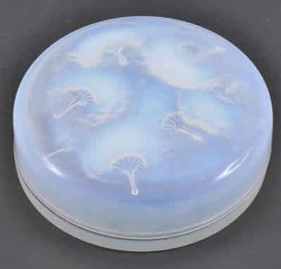 Rene Lalique Box Houppes