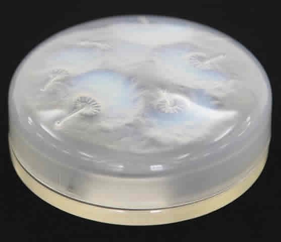 Rene Lalique Box Houppes