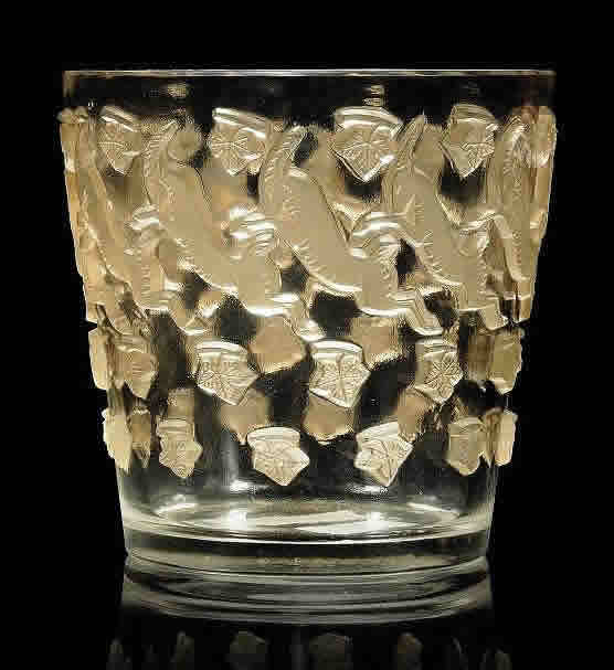 Rene Lalique Lave-Raisins Vase Jurancon
