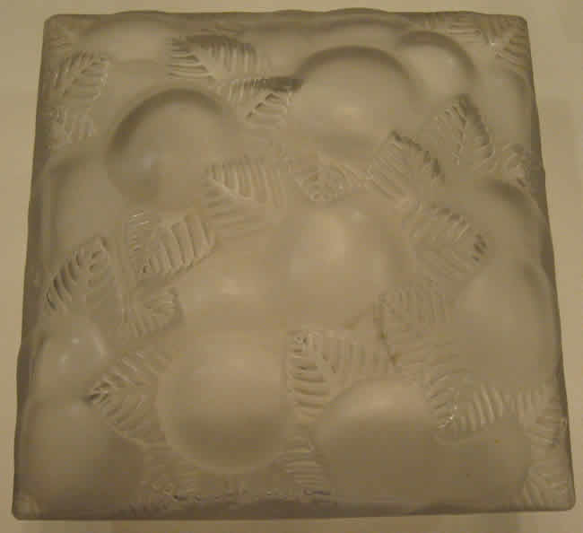 Rene Lalique Lausanne Sconce