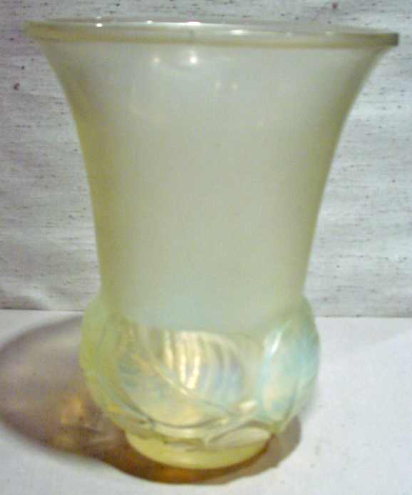 Rene Lalique Lilas Vase