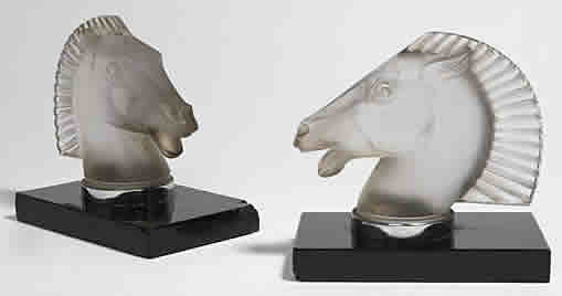 Rene Lalique Serre-Livres Longchamp-B