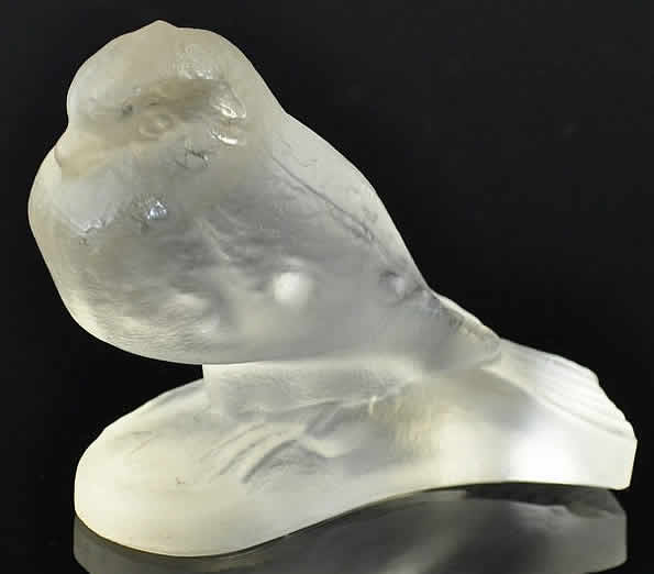 Rene Lalique Paperweight Moineau Fier