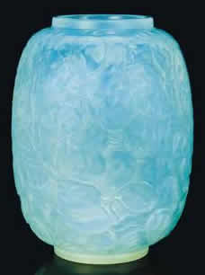Rene Lalique Vase Monnaie Du Pape