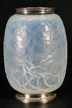 Rene Lalique Vase Monnaie Du Pape